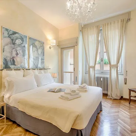 Sprone Palace Apartment Florence