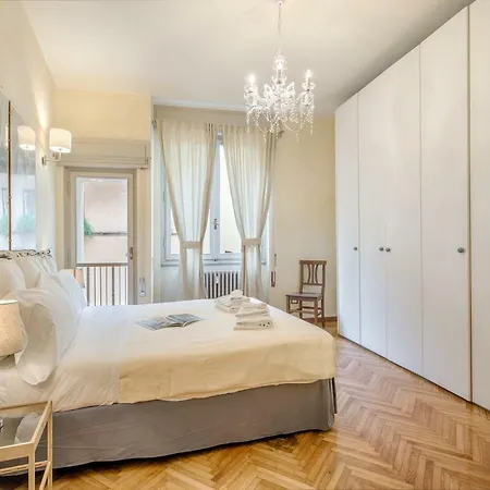 Διαμέρισμα Sprone Palace *
